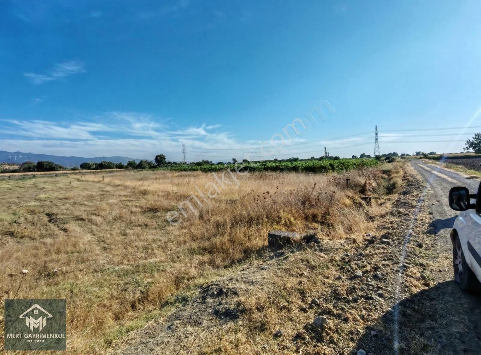 Yanıkköy'de Satılık Köy Merkezine Yakın 1672m2 Tek Tapu Tarla - Görsel 6