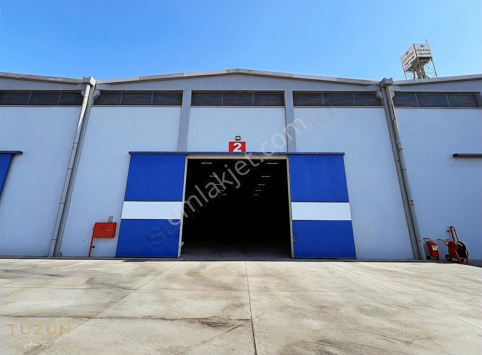 Tüzün'den D-400'e Sıfır Kazanlı'da Site İçerisinde Kiralık Depo