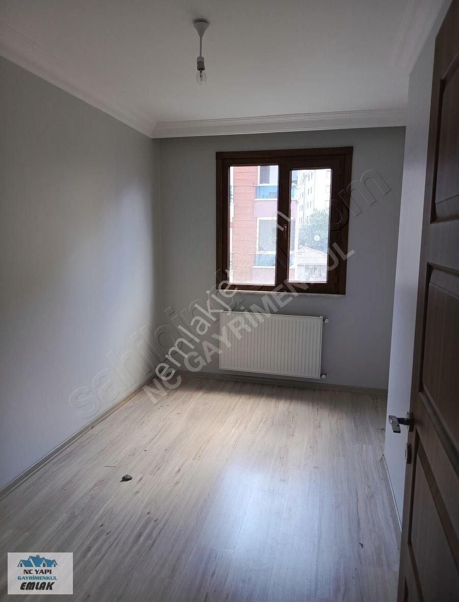 Çekmeköy Cumhuriyet Mahallesinde 2+1 Satılık Daire - Görsel 2