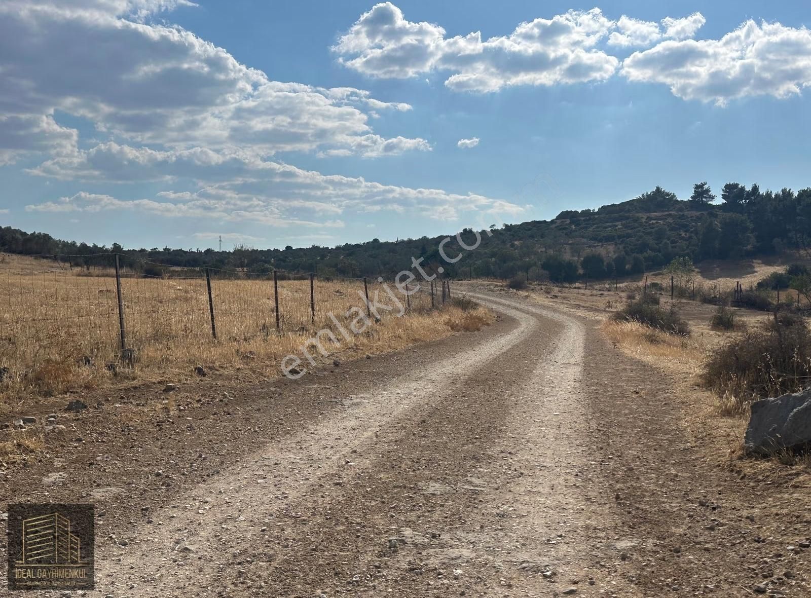 Çanakkale Ezine Karadağ Köyü'de 43.000 M2 Satılık Arazi - Görsel 26