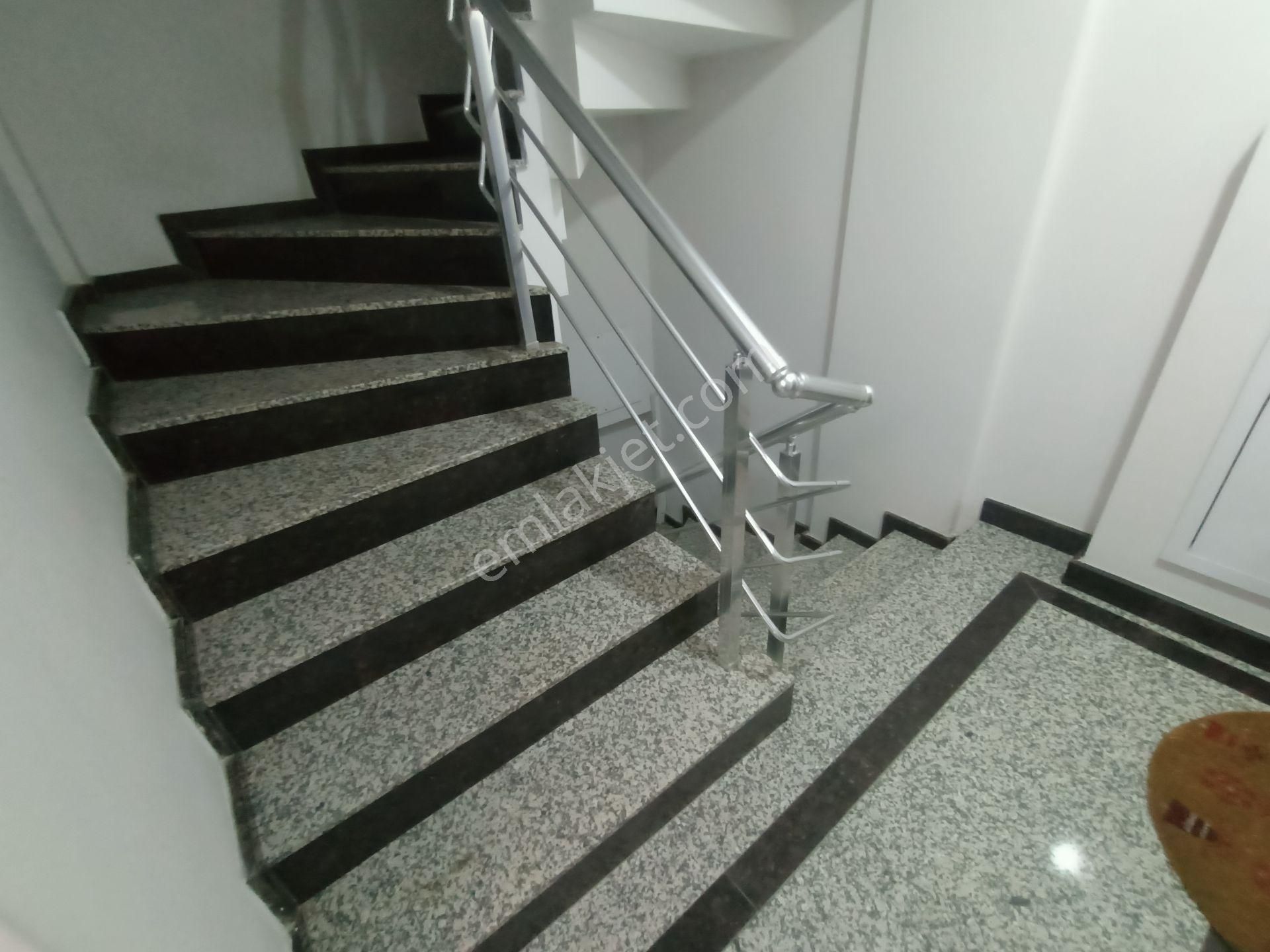 Ordu Bulvarı Yakını 3+1 Sıfır Lüks Daire - Görsel 2