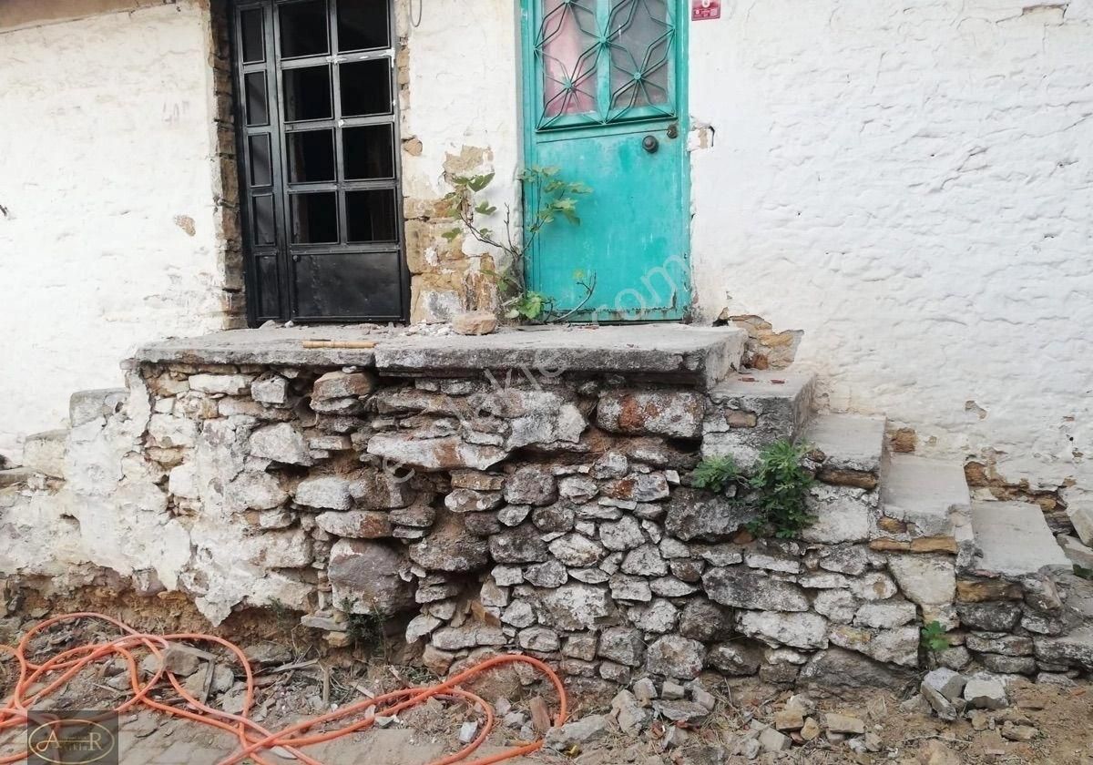 Balıkesir Gömeç Hacıhüseyinler Köyü Satılık Ev - Görsel 2