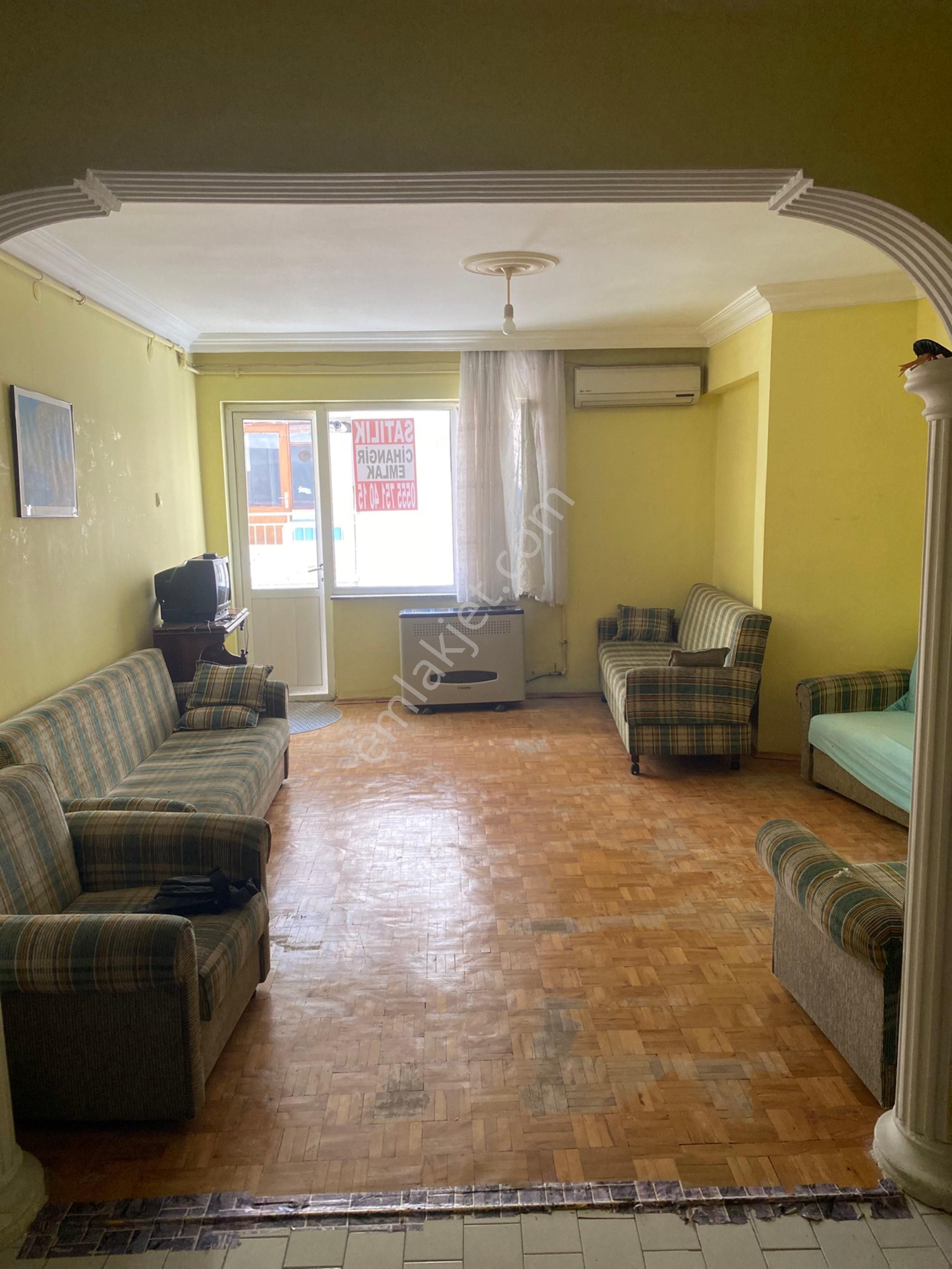 Cihangir Emlaktan Şahabettinpaşada Satılık Arakat Daire - Görsel 8