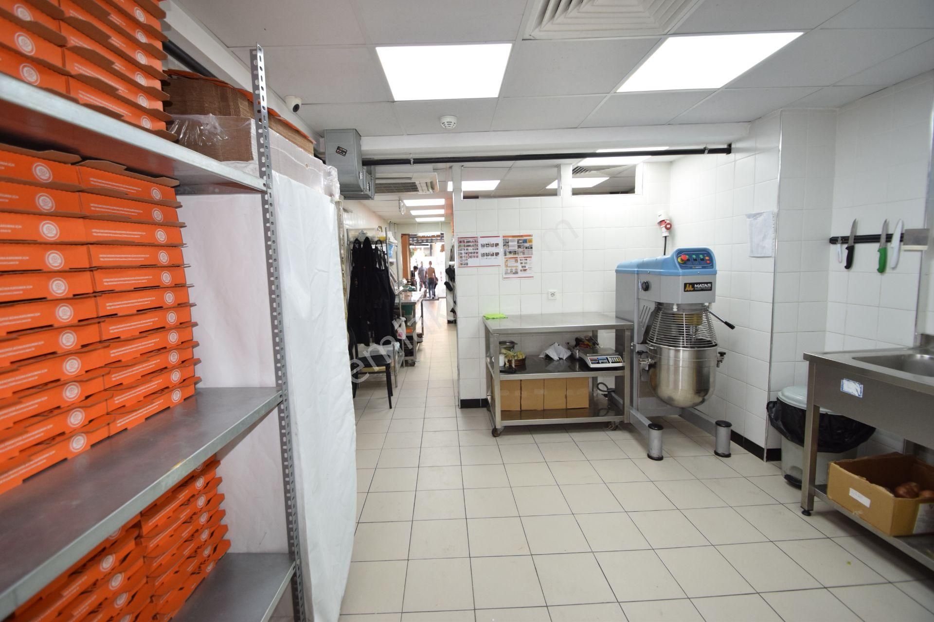 Maltepe İdealtepe’de Ünlü Franchise Markasından Devren Satılık Hazır Pizzacı - Görsel 14