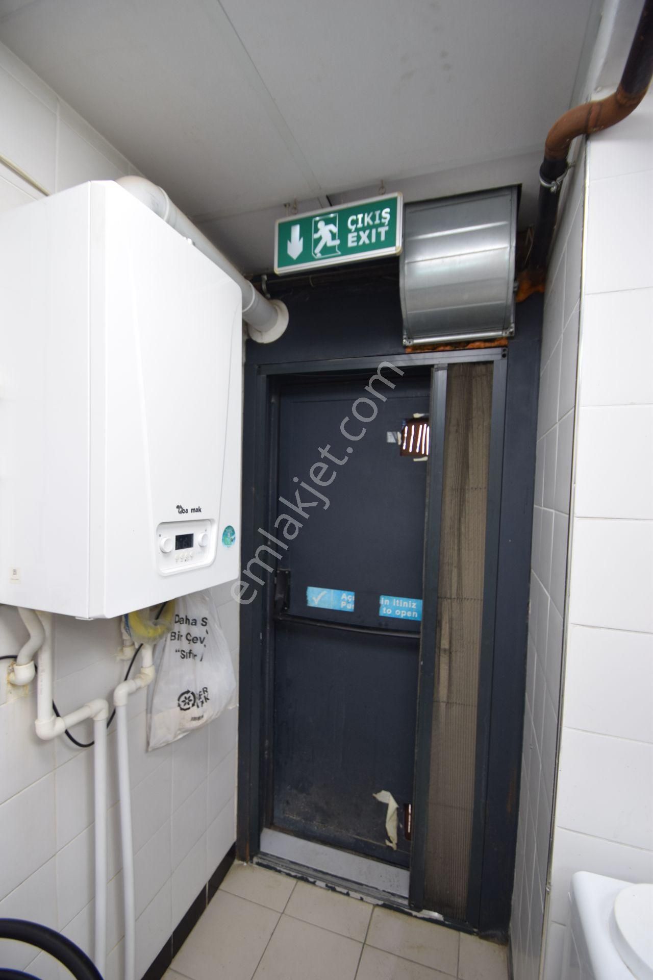 Maltepe İdealtepe’de Ünlü Franchise Markasından Devren Satılık Hazır Pizzacı - Görsel 9