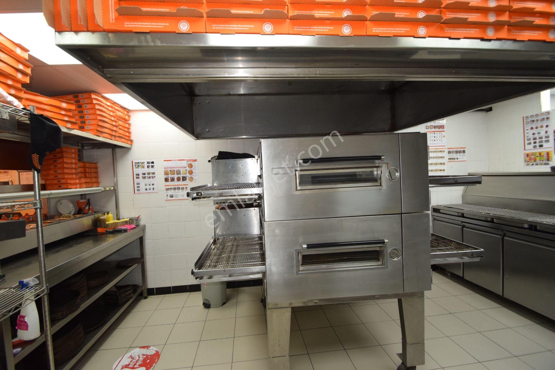 Maltepe İdealtepe’de Ünlü Franchise Markasından Devren Satılık Hazır Pizzacı - Görsel 17