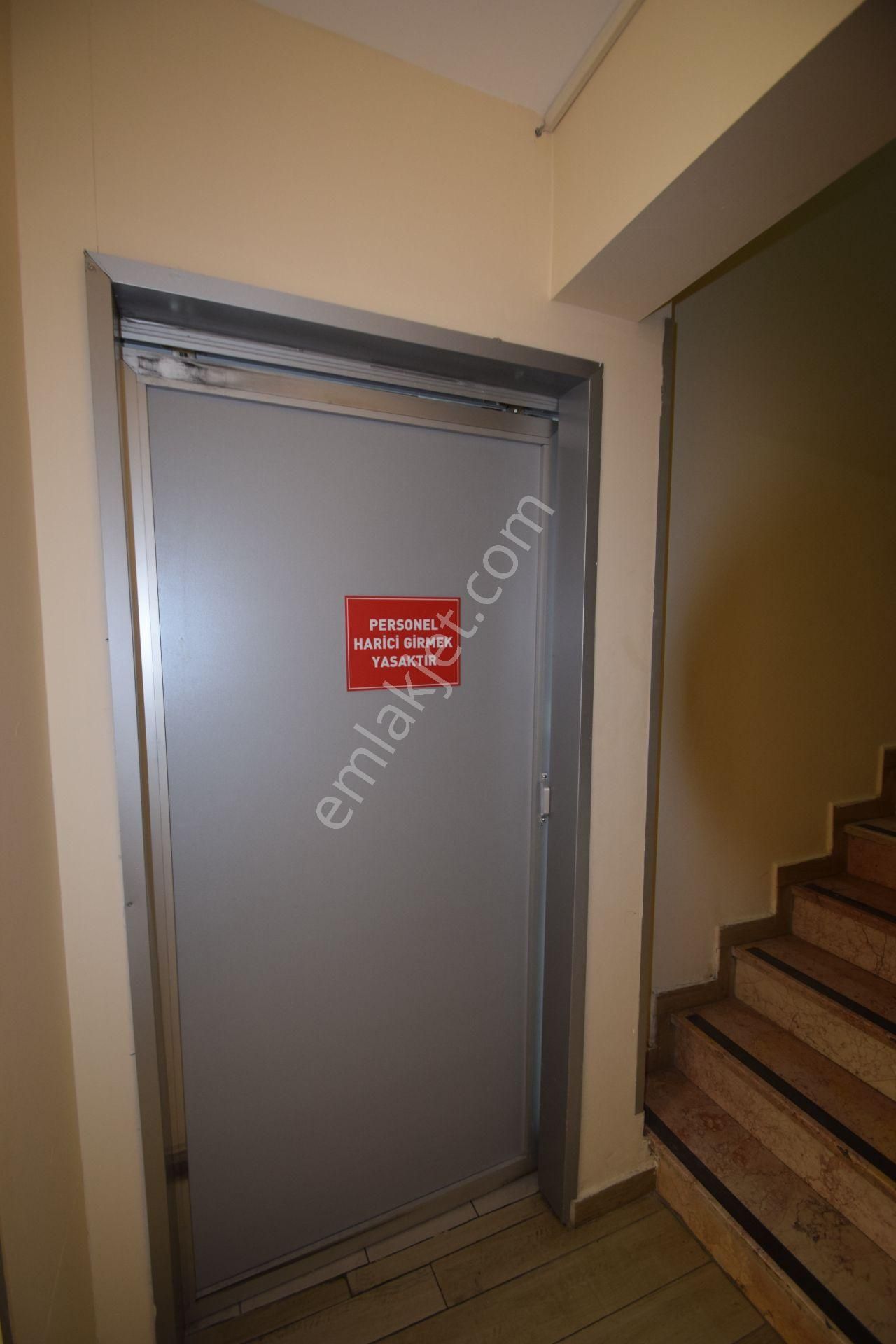 Maltepe İdealtepe’de Ünlü Franchise Markasından Devren Satılık Hazır Pizzacı - Görsel 21