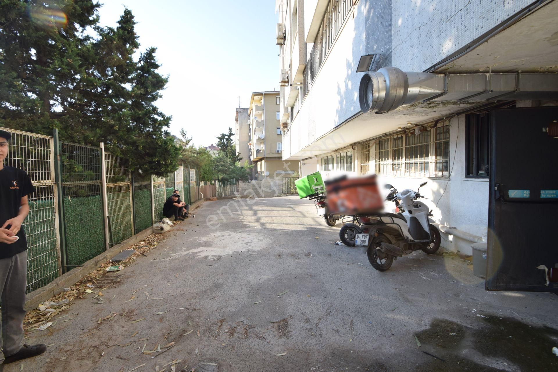 Maltepe İdealtepe’de Ünlü Franchise Markasından Devren Satılık Hazır Pizzacı - Görsel 10