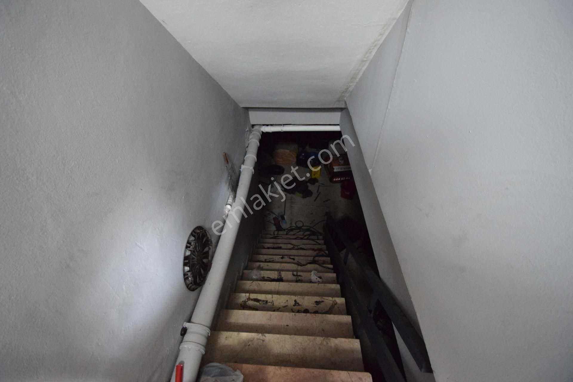 Maltepe İdealtepe’de Ünlü Franchise Markasından Devren Satılık Hazır Pizzacı - Görsel 13