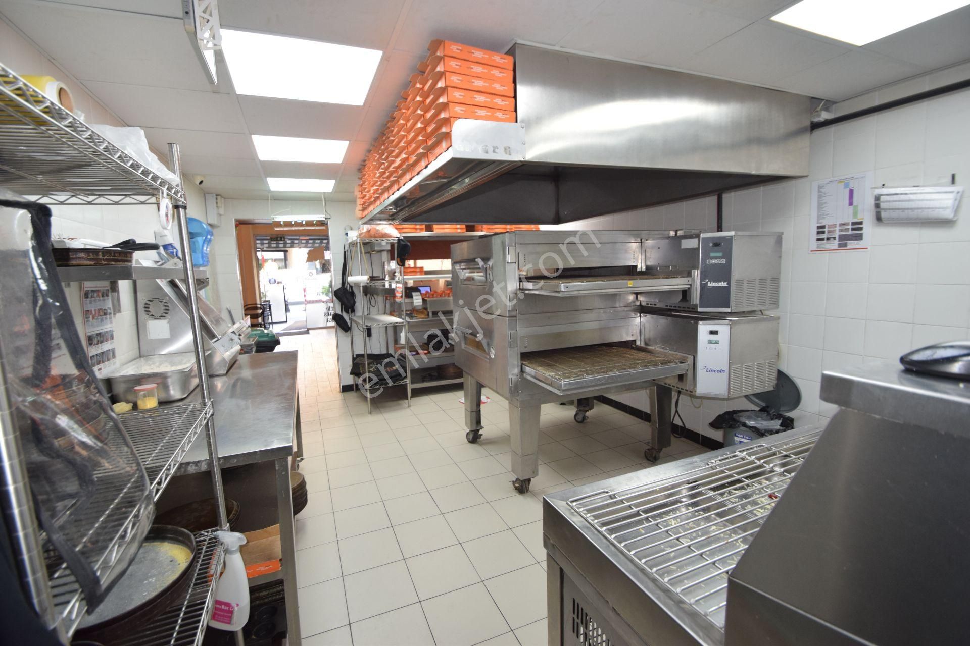 Maltepe İdealtepe’de Ünlü Franchise Markasından Devren Satılık Hazır Pizzacı - Görsel 16