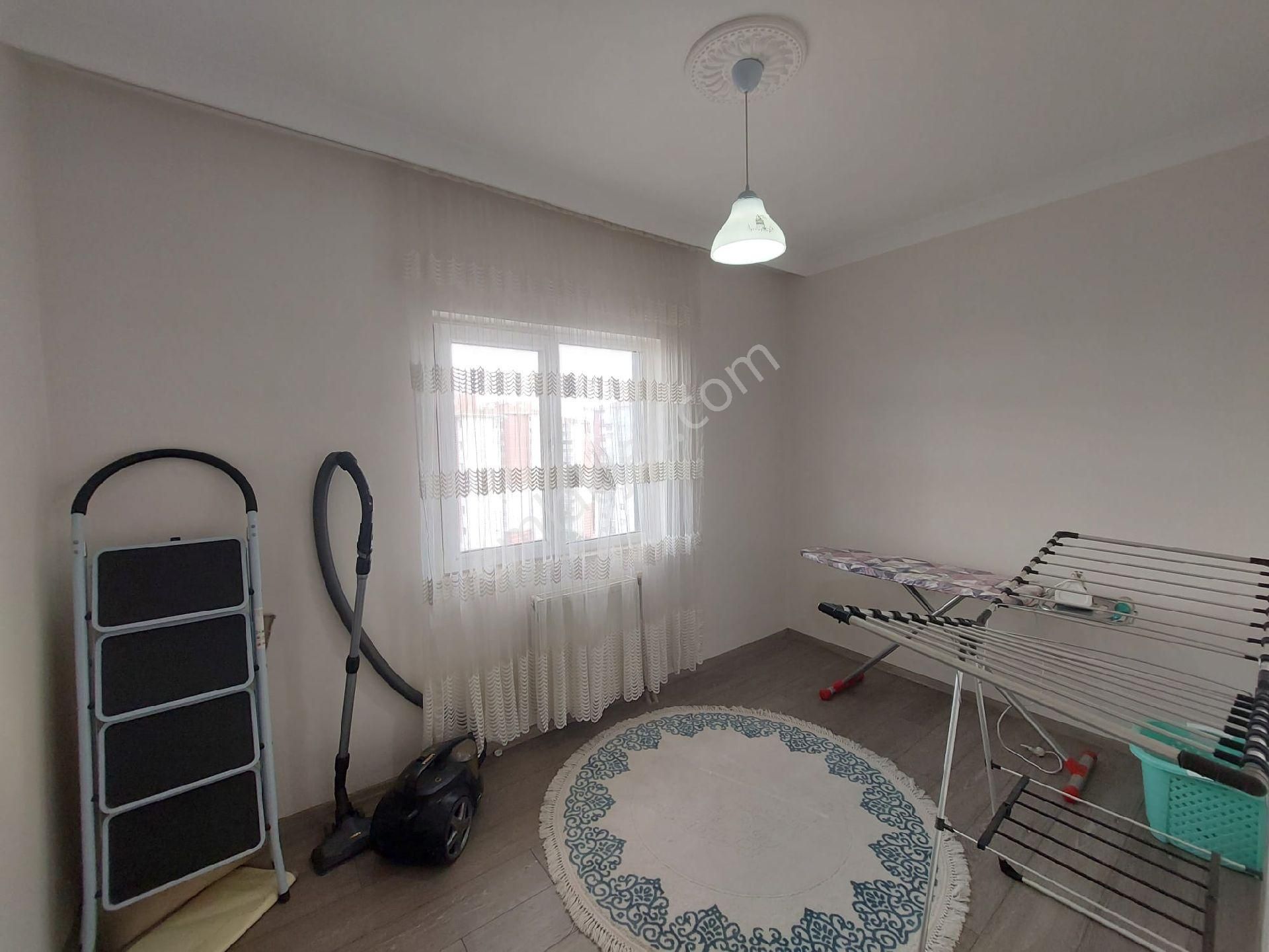 Mevlana Sitesinde Full Eşyalı 3+1 Kiralık Daire - Görsel 8