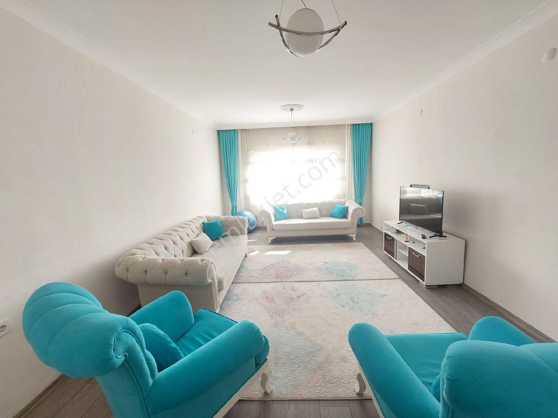 Mevlana Sitesinde Full Eşyalı 3+1 Kiralık Daire