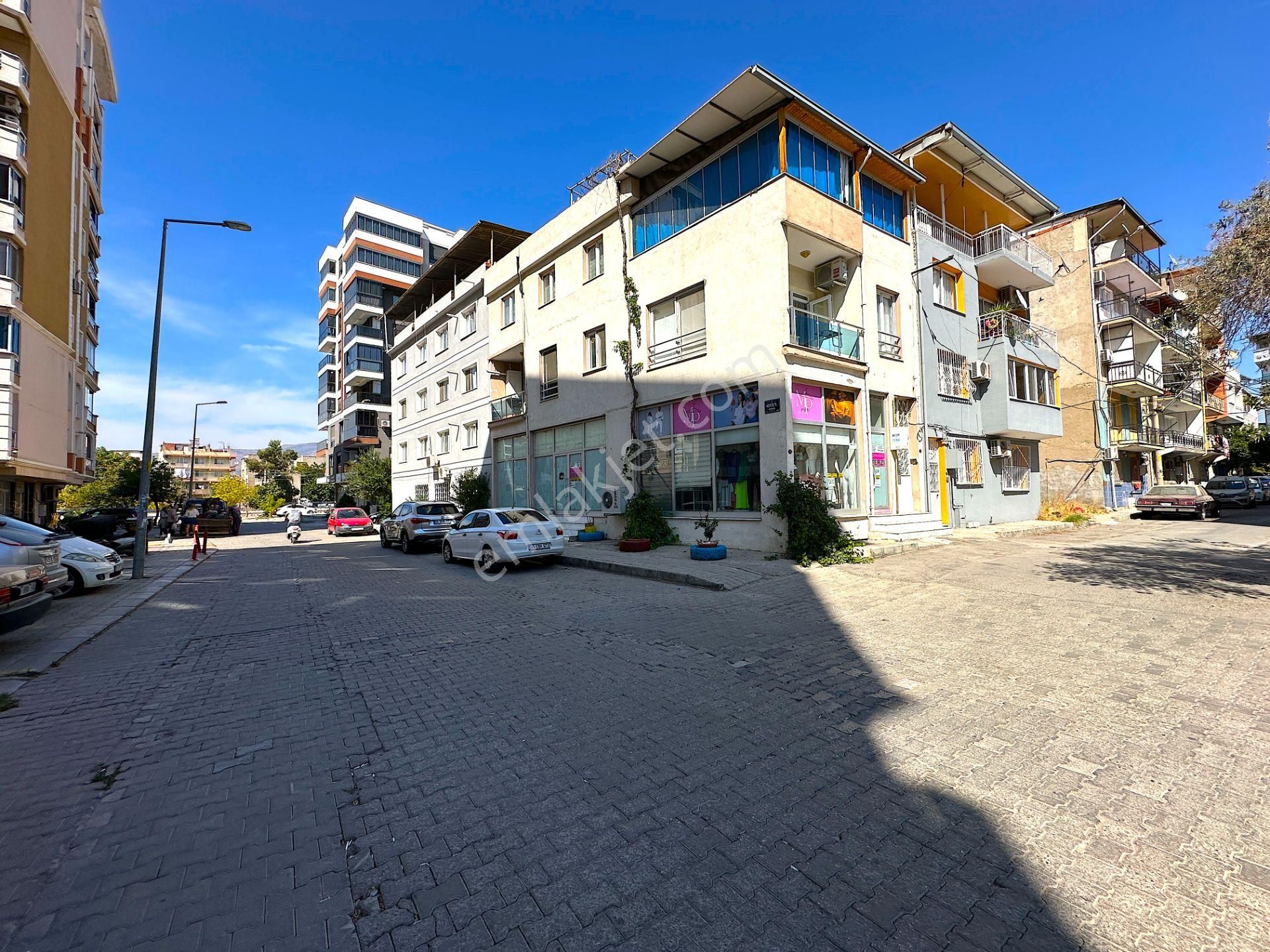 Yeşilova'da Lüks Sitelerin Arasında Satılık İmarlı Fırsat Arsa - Görsel 11