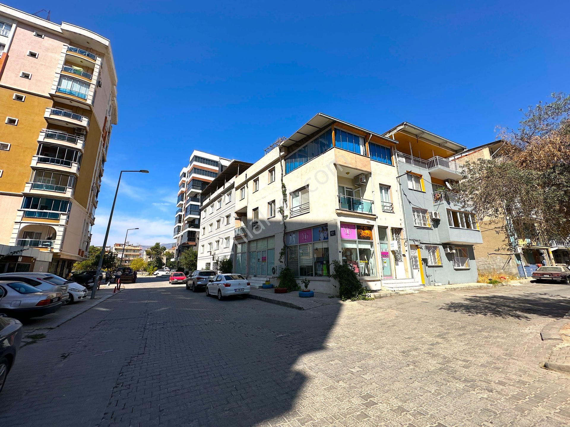 Yeşilova'da Lüks Sitelerin Arasında Satılık İmarlı Fırsat Arsa - Görsel 27