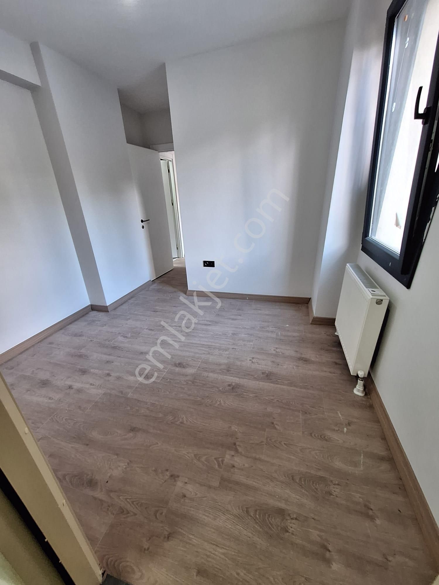 Ck'dan Minibüs Yoluna Yürüme Mesafesinde - Görsel 5