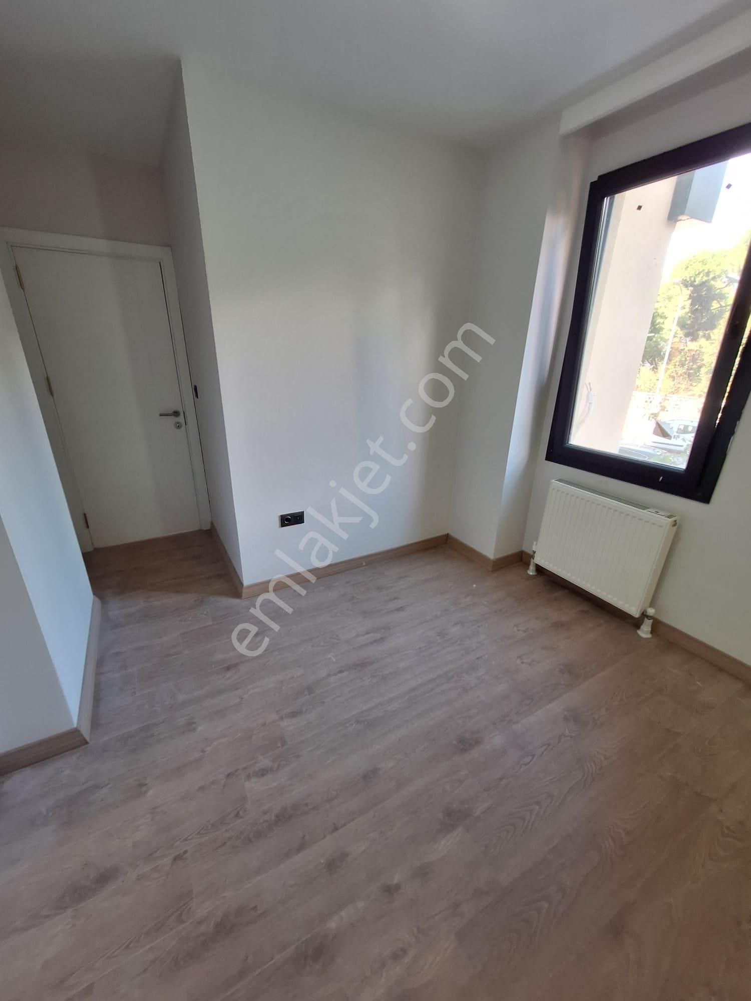 Ck'dan Minibüs Yoluna Yürüme Mesafesinde - Görsel 8