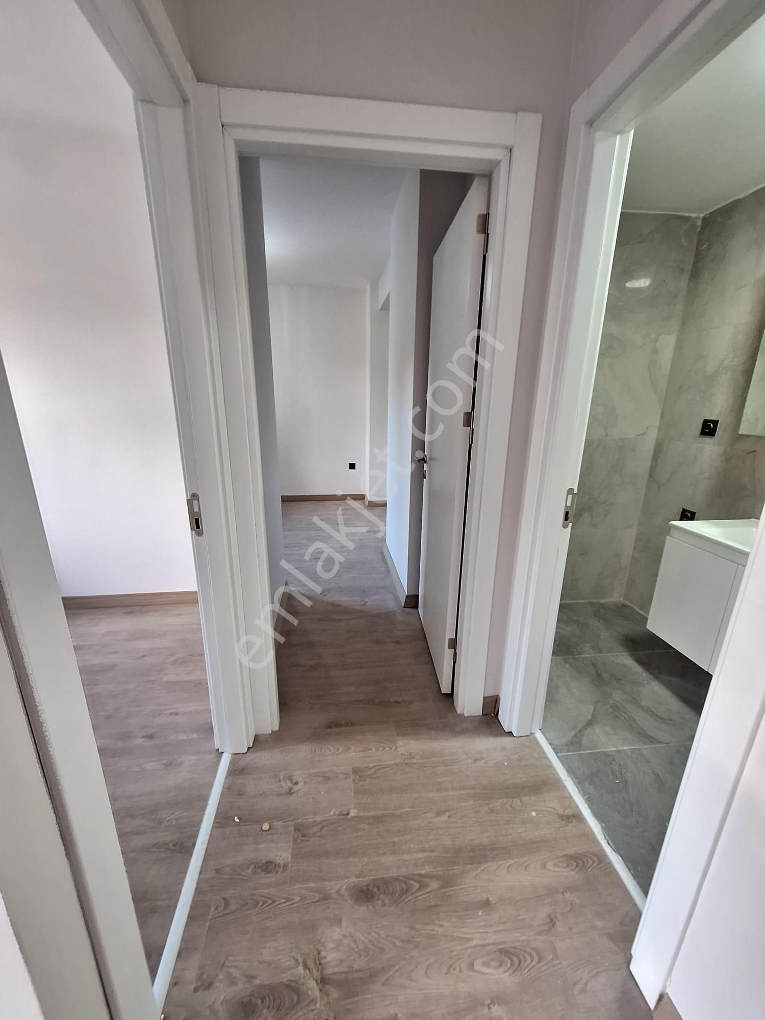 Ck'dan Minibüs Yoluna Yürüme Mesafesinde - Görsel 12