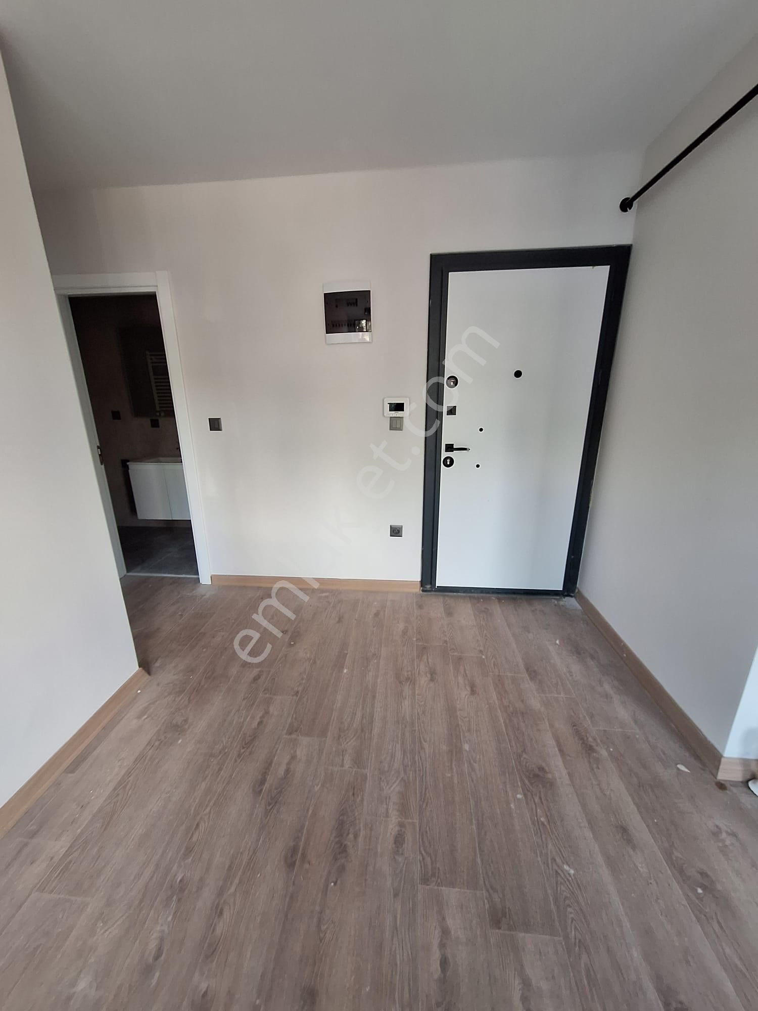 Ck'dan Minibüs Yoluna Yürüme Mesafesinde - Görsel 3