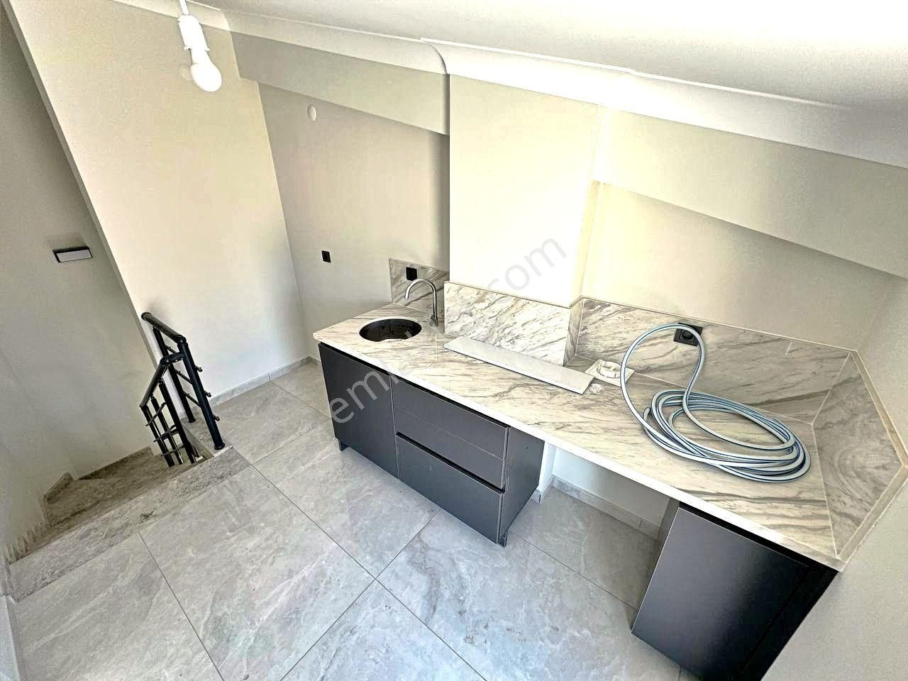 🏠blue Life Egen'den Gerçek İlan Akçayda Denize 250m Mesafede Geniş Teraslı Lüx Tasarım 3+1 Müstakil - Görsel 6