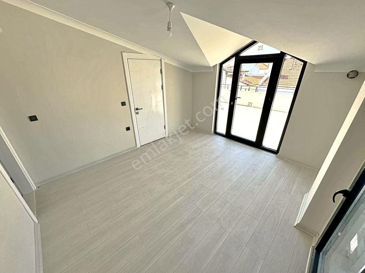 🏠blue Life Egen'den Gerçek İlan Akçayda Denize 250m Mesafede Geniş Teraslı Lüx Tasarım 3+1 Müstakil - Görsel 22