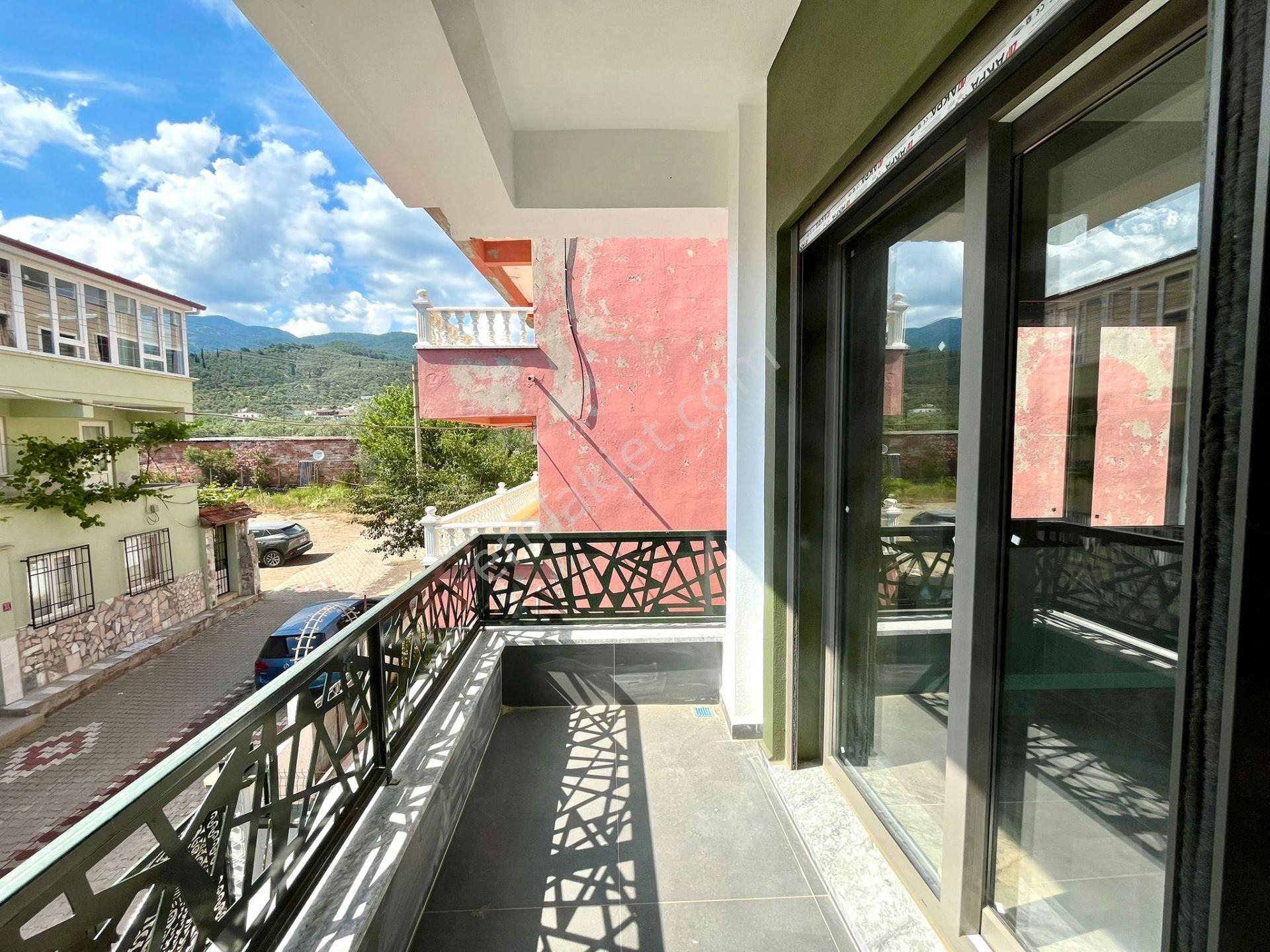 Yükselden Kızılkeçili Kazdağlarının Eteğinde Lüx 3+1 Sıfır Villa - Görsel 9