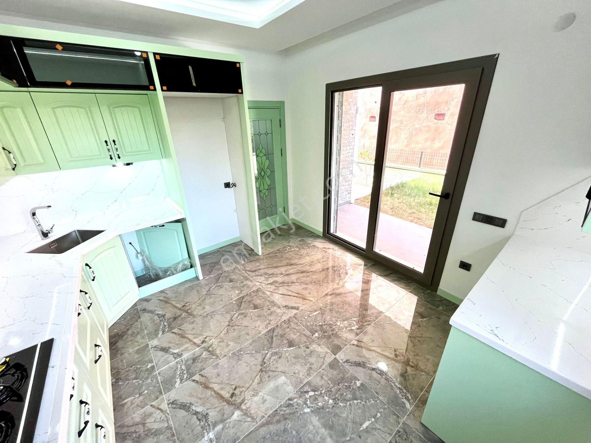 Yükselden Kızılkeçili Kazdağlarının Eteğinde Lüx 3+1 Sıfır Villa - Görsel 16