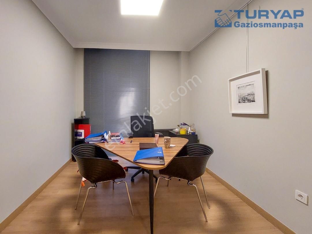 Hoşdere Caddesinde 1+1 Mobilyalı Ofis , İşyeri - Görsel 2