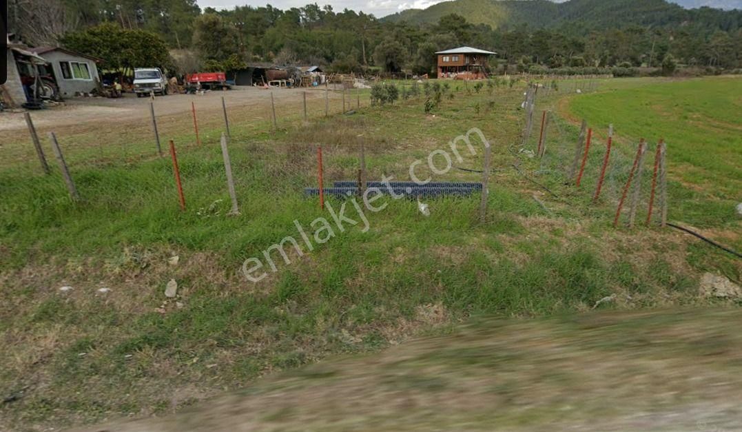 Rafting Merkezi - Manavgat Beşkonak ' Ta Satılık 600 M2 İçerisinde Meyve Ağaçları Olan Bahçe