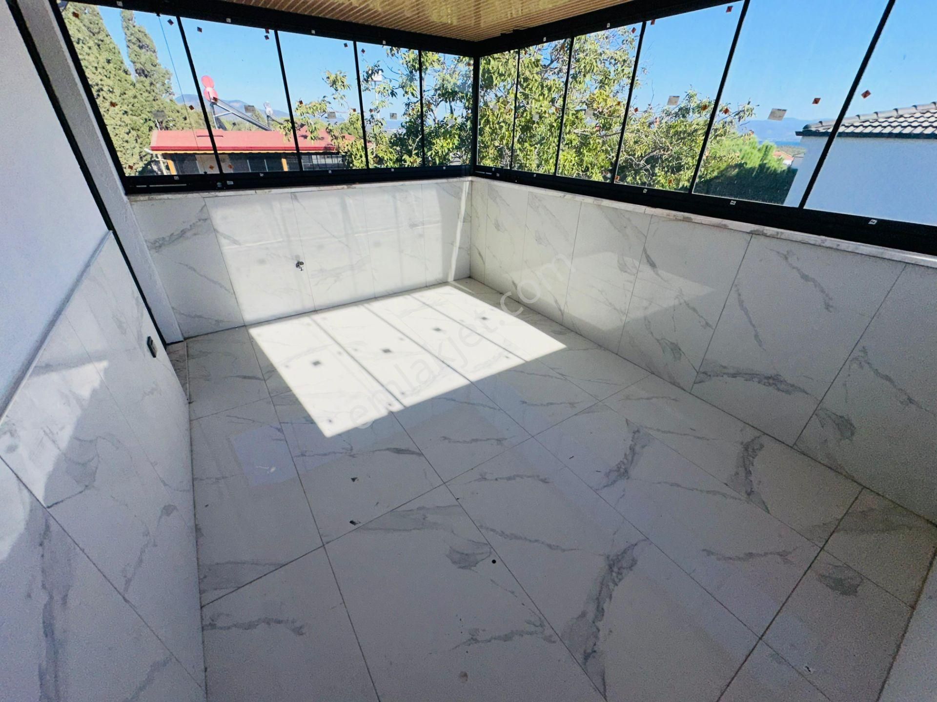 Güre De 3+1 Lüx Satılık Villa - Görsel 29