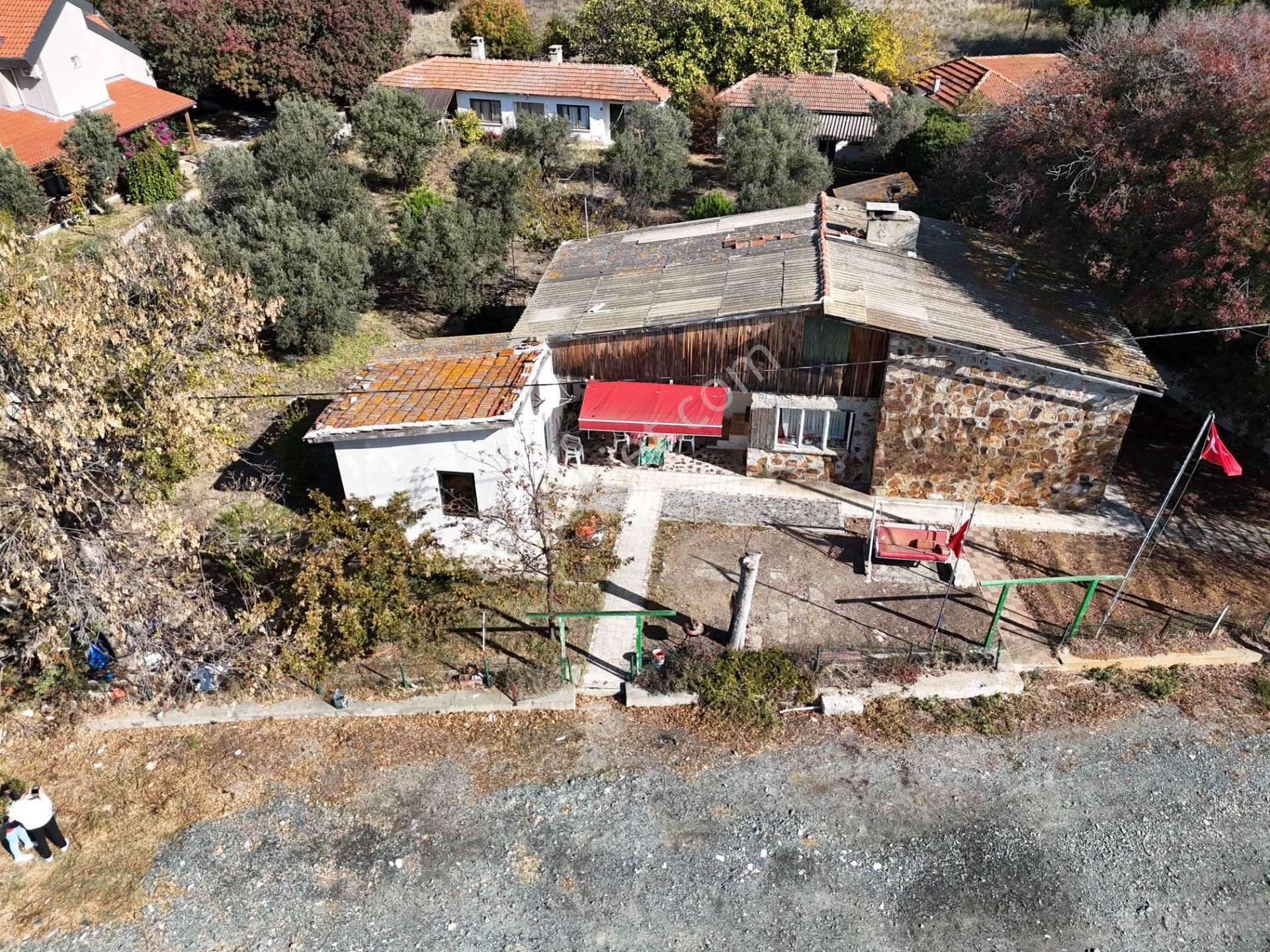 Erdek Paşalimanı'nda Satılık Müstakil Ev Müştemilat Ve Arsa - Görsel 39