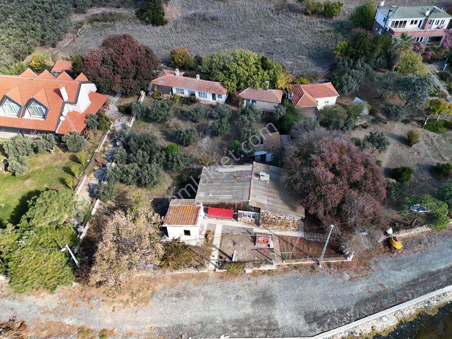 Erdek Paşalimanı'nda Satılık Müstakil Ev Müştemilat Ve Arsa - Görsel 3