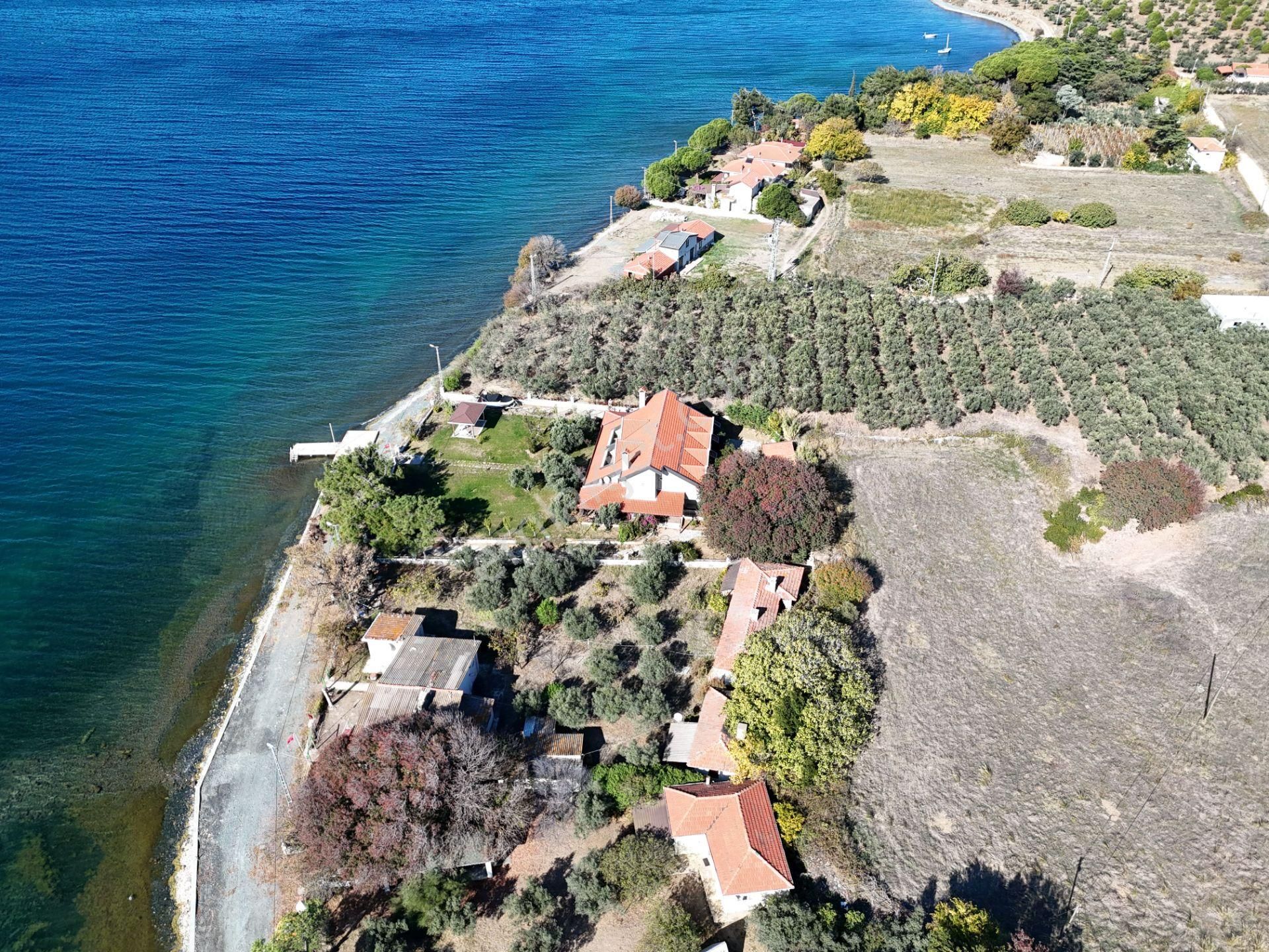 Erdek Paşalimanı'nda Satılık Müstakil Ev Müştemilat Ve Arsa - Görsel 22