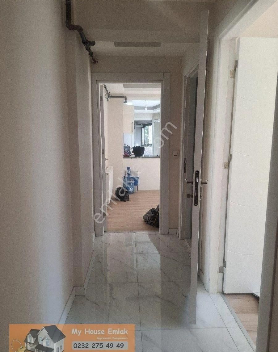 Bornova Kızılay Mahallesinde 1+1 Doğalgazlı Satılık Daire - Görsel 17