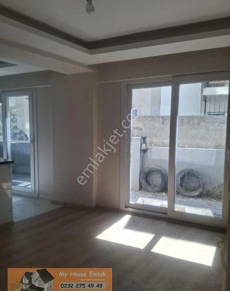 Bornova Kızılay Mahallesinde 1+1 Doğalgazlı Satılık Daire - Görsel 8