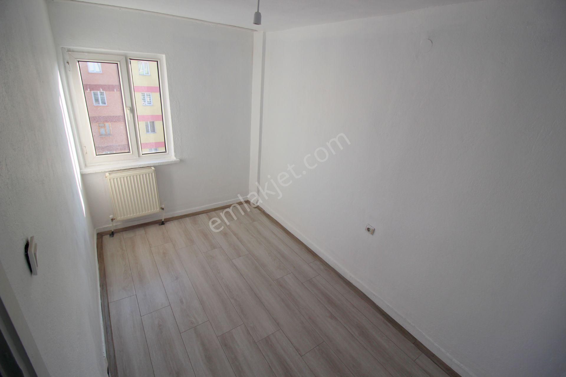 Emre Emlaktan Sincan Fatih'de Metro Yakını 2+1 Kiralık Daire - Görsel 14