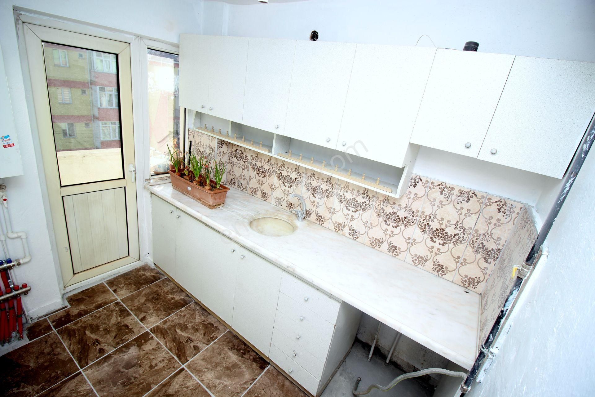 Emre Emlaktan Sincan Fatih'de Metro Yakını 2+1 Kiralık Daire - Görsel 2