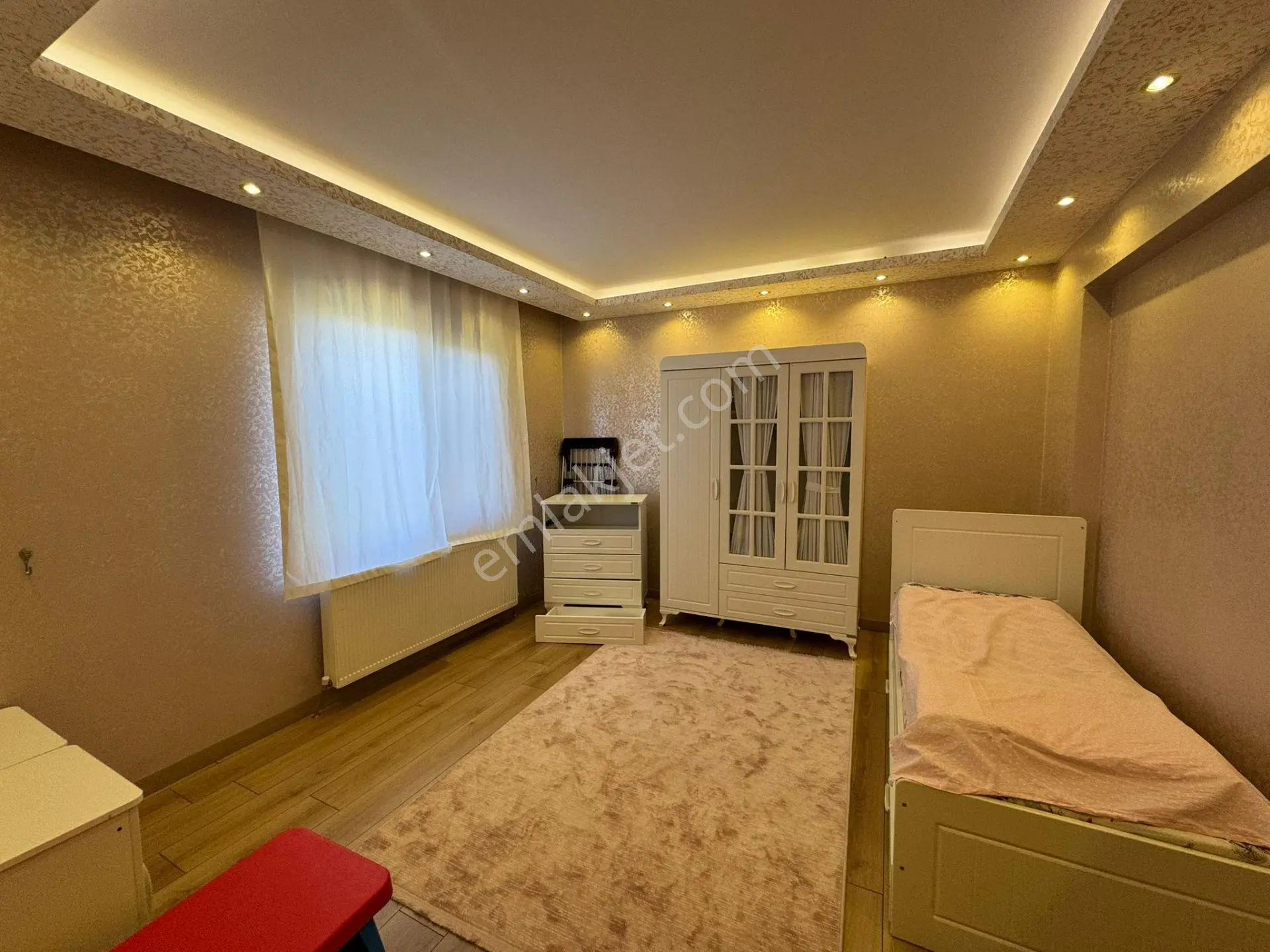 Ekşioğlu'ndan Tekirdağ Süleymanpaşa Çiftlikönü Mahallesi 3+1 Eşyalı Kiralık Daire - Görsel 2
