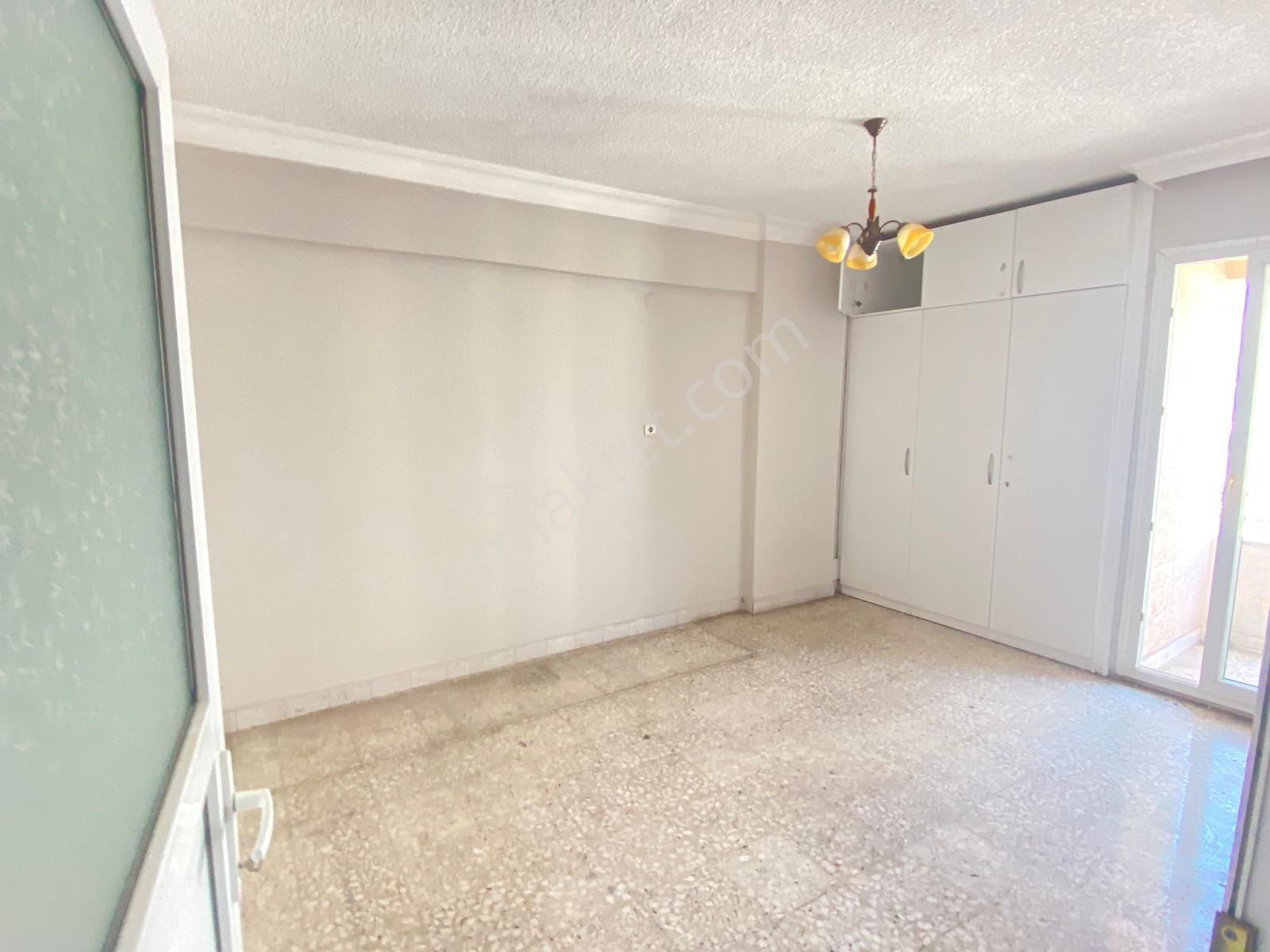 Prestij'den Pirireis'te Asansörlü Cadde Üzeri 3+1 Daire - Görsel 7