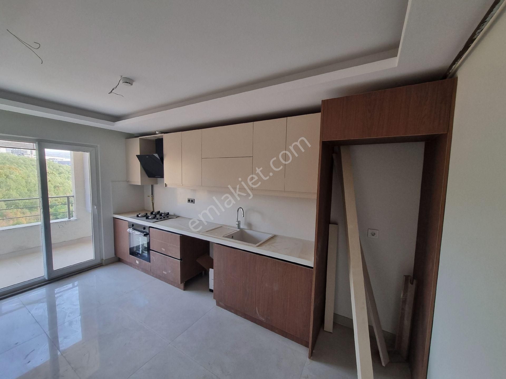 Aktürk Gayrimenkul'den Kayapa Eriş Yapı Da Satılık Sıfır 3+1 - Görsel 5