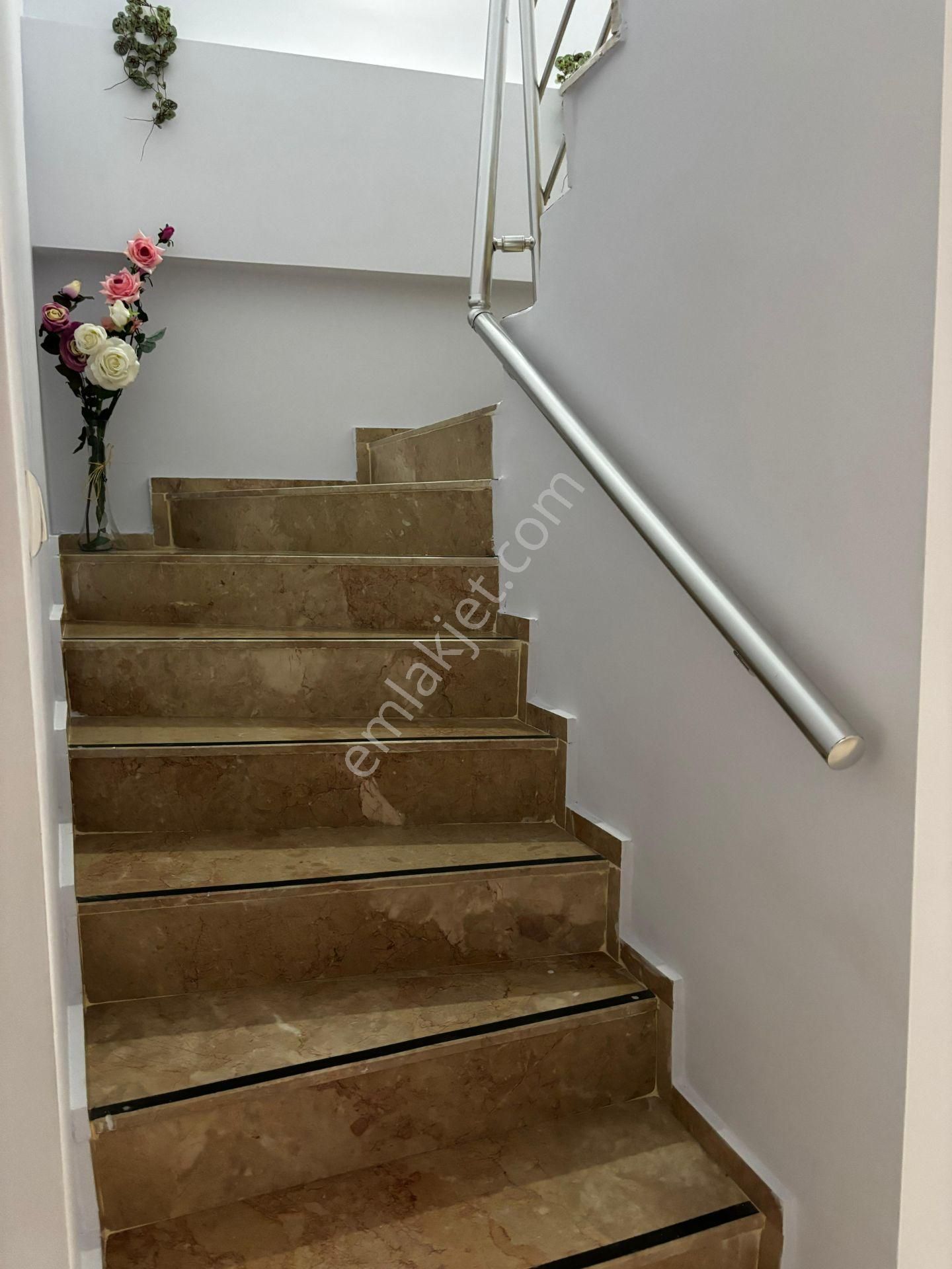 Yeni Mahalle De Satılık 2+1 Doğalgazlı Dublex Daire - Görsel 7