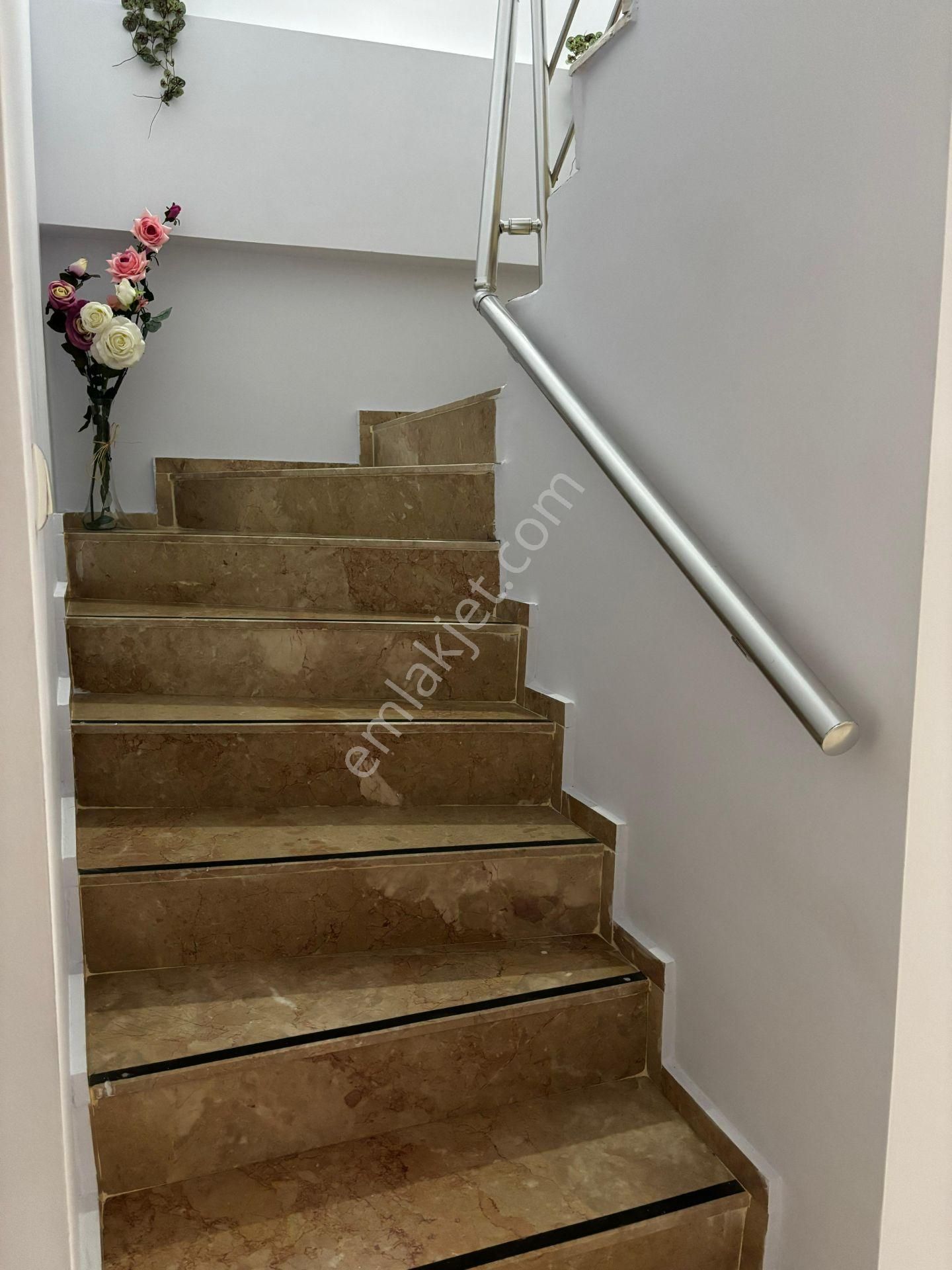 Yeni Mahalle De Satılık 2+1 Doğalgazlı Dublex Daire - Görsel 8