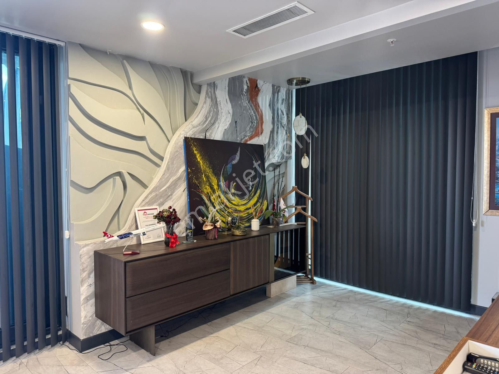 Çatalca Merkezi Konumda Lüks Tasarımlı Teraslı Ofis – Devren Kiralık!! - Görsel 11