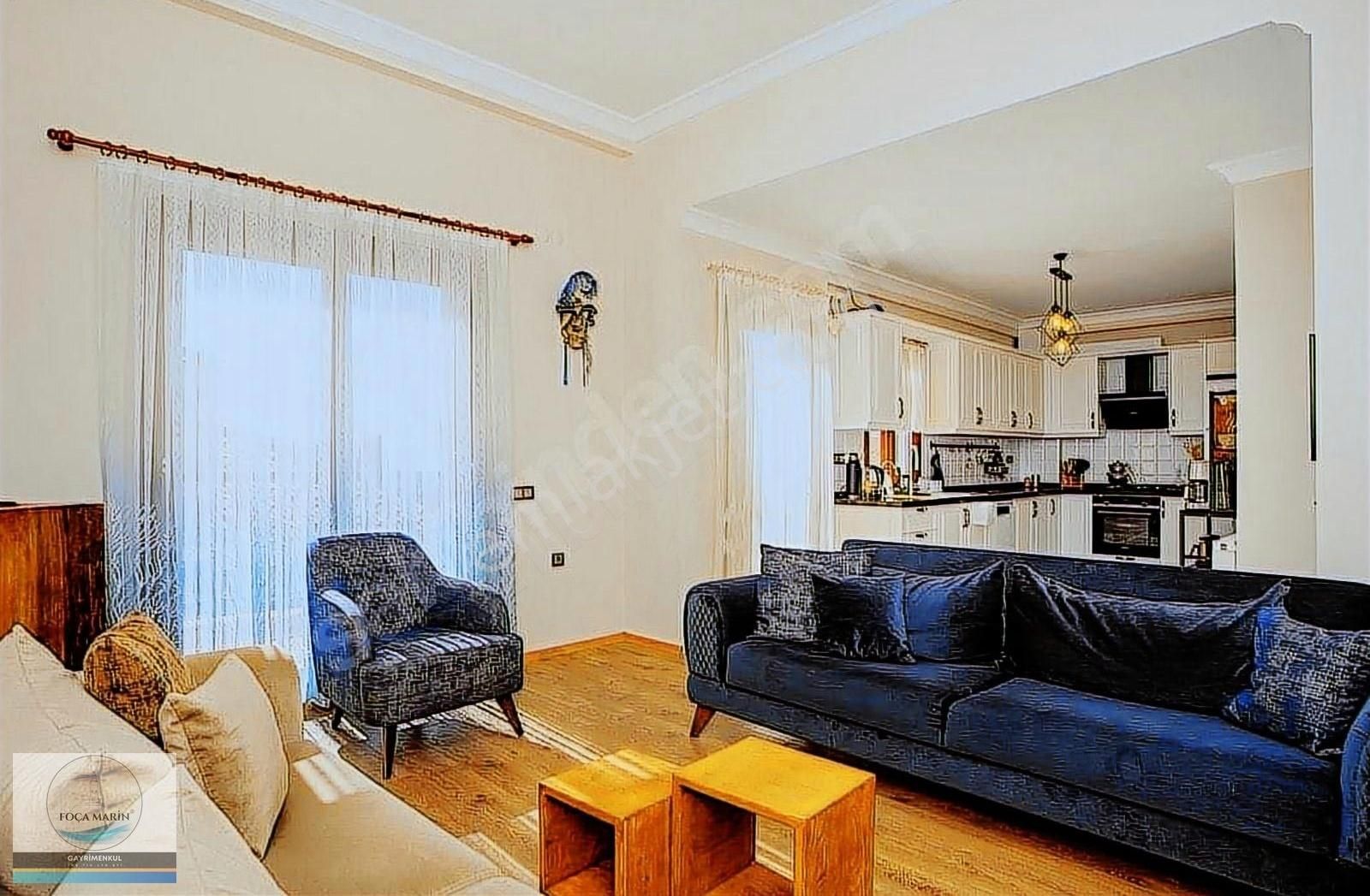 Foça'da Havuzlu- Butik Site İçinde Geniş Bahçeli 4+1 Tripleks - Görsel 14