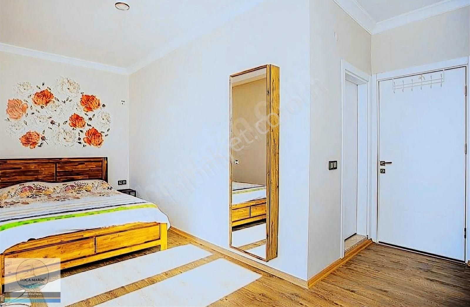 Foça'da Havuzlu- Butik Site İçinde Geniş Bahçeli 4+1 Tripleks - Görsel 19