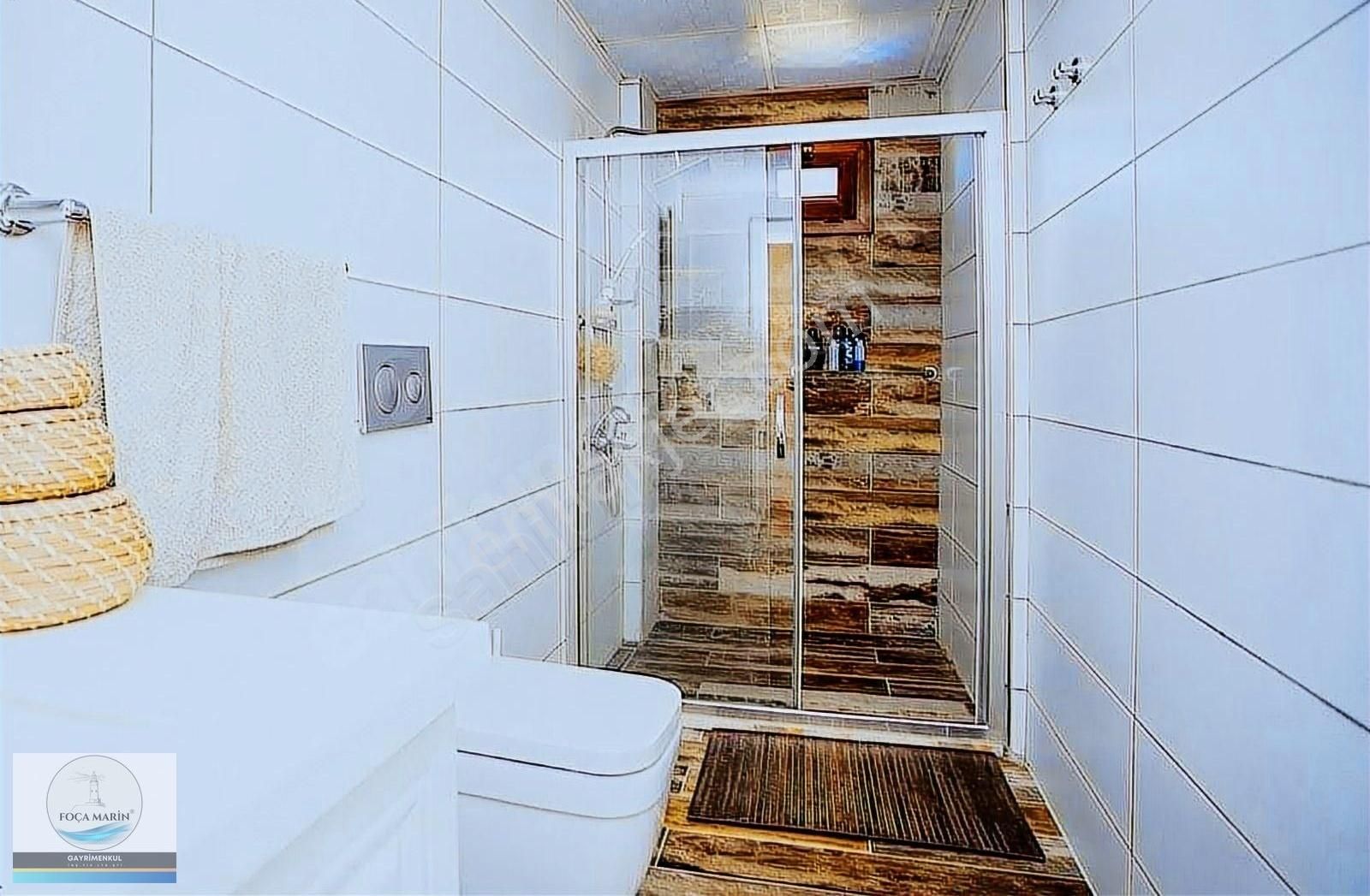 Foça'da Havuzlu- Butik Site İçinde Geniş Bahçeli 4+1 Tripleks - Görsel 15