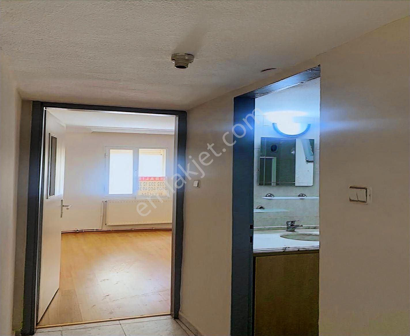 Karşıyaka Bahriye Üçok Mahallesi'nde Merkezde 3+1 Daire - Görsel 17