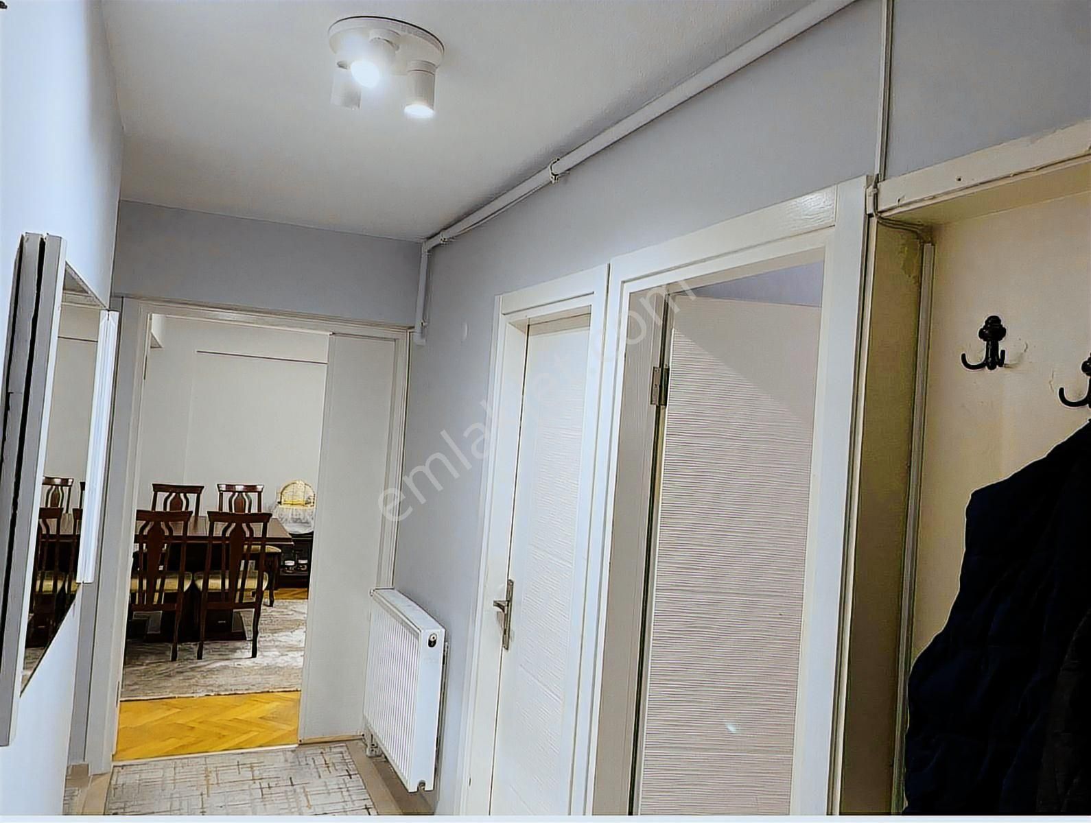 Karşıyaka Bahriye Üçok Bulvarında Satılık 3+1 Daire - Görsel 14