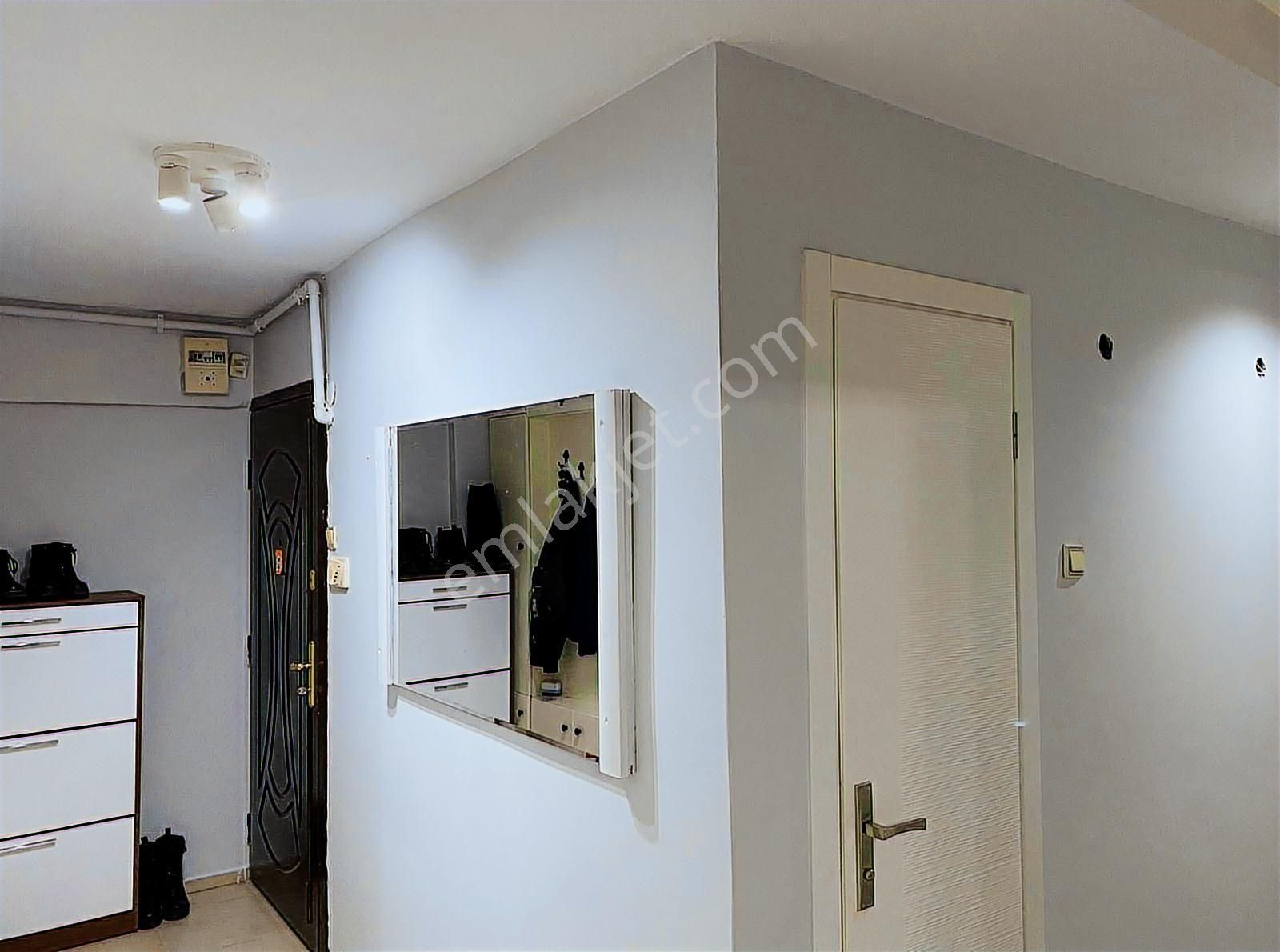 Karşıyaka Bahriye Üçok Bulvarında Satılık 3+1 Daire - Görsel 15