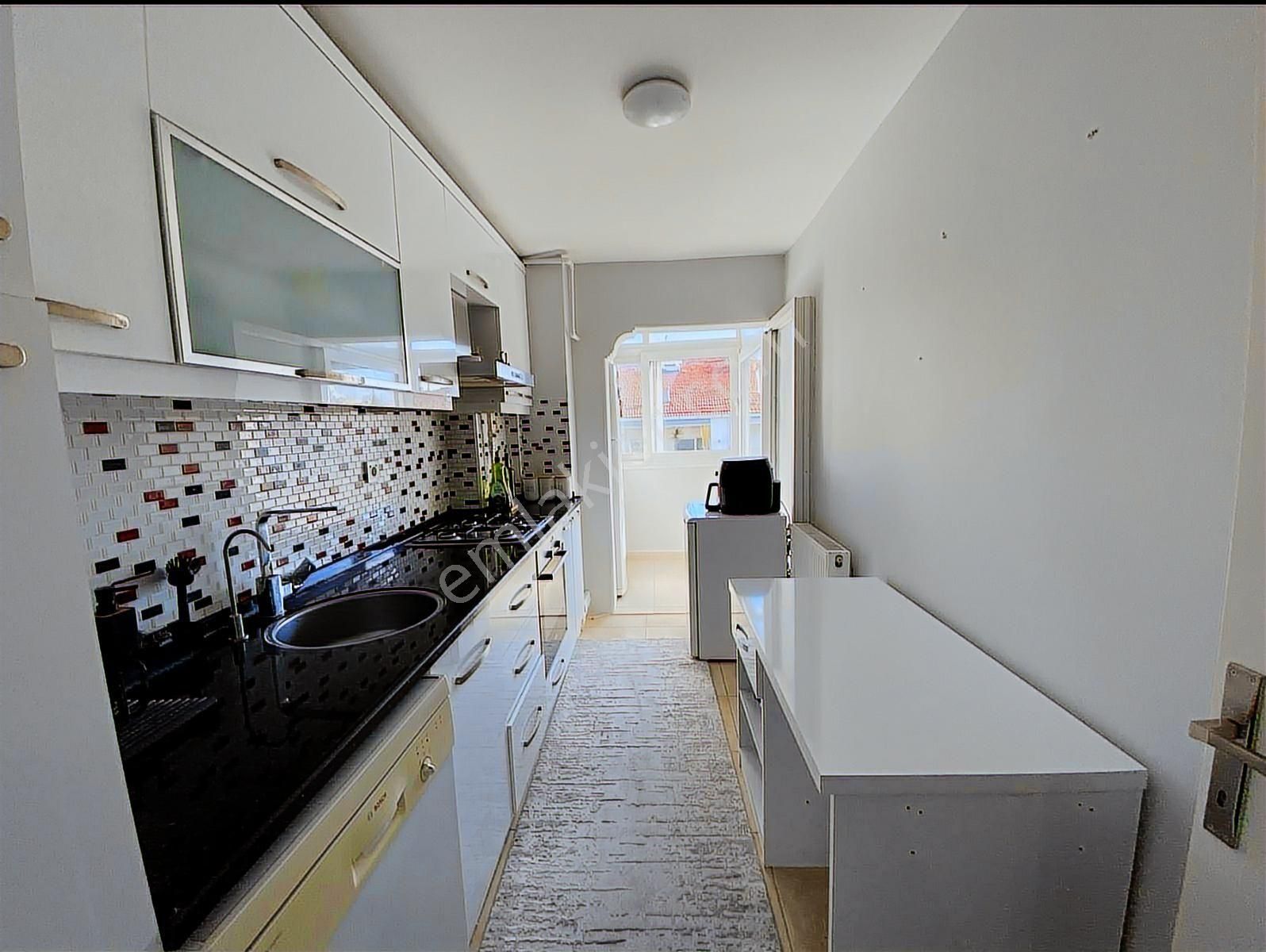 Karşıyaka Bahriye Üçok Bulvarında Satılık 3+1 Daire - Görsel 11