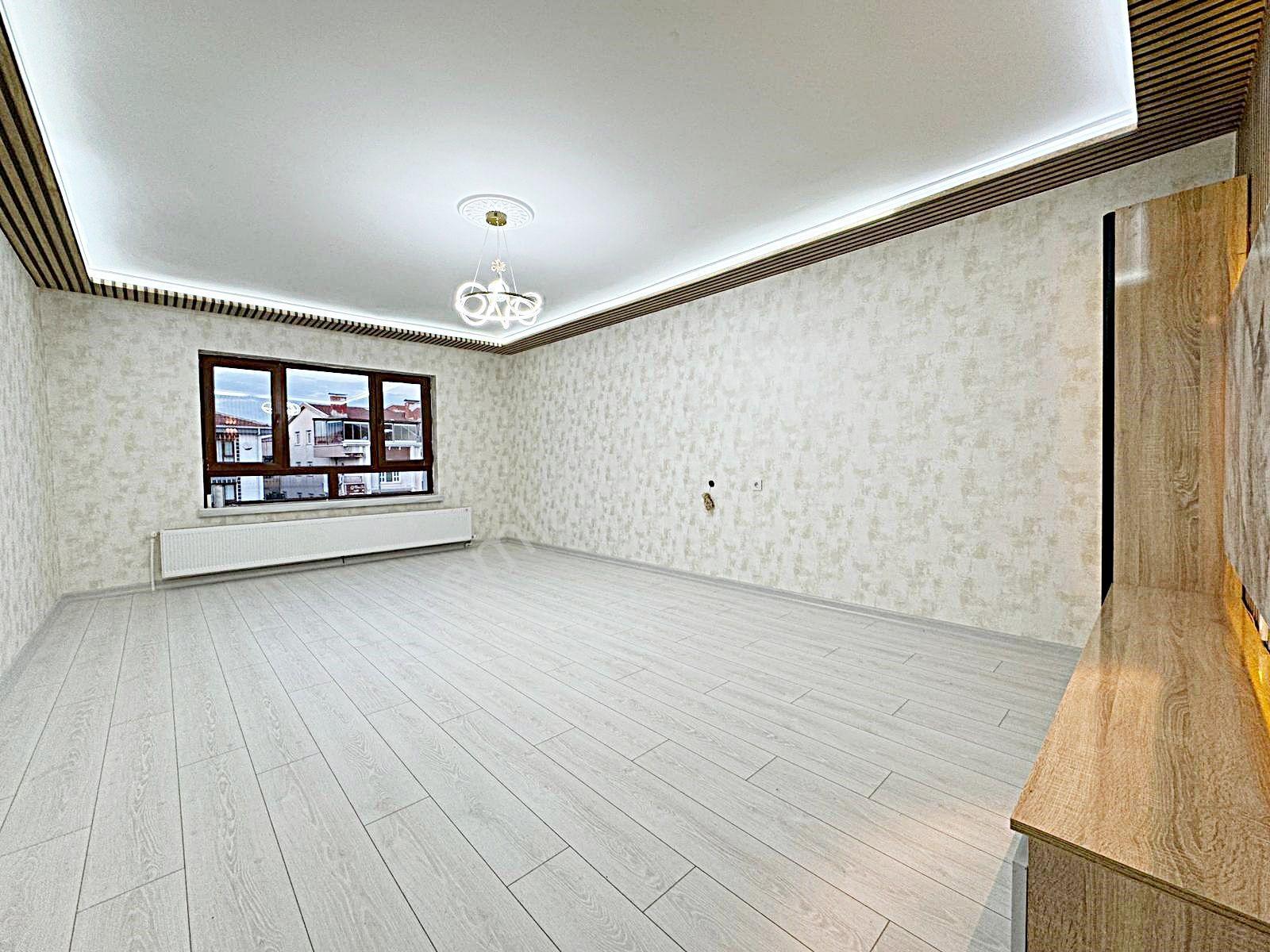 Keçiören Bademlikte Ank Manzaralı 4+2 /2 Mutfak/ Çift Salonlu /dublex Daire - Görsel 4